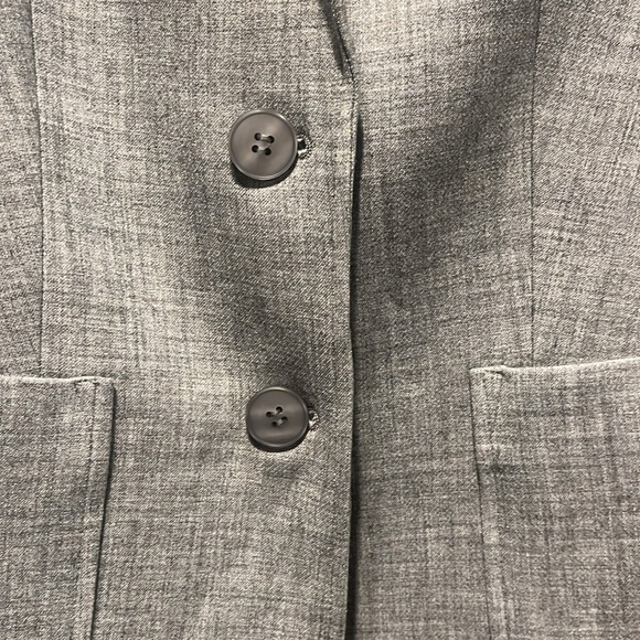 Gray Olsen blazer - Picture 5 of 7